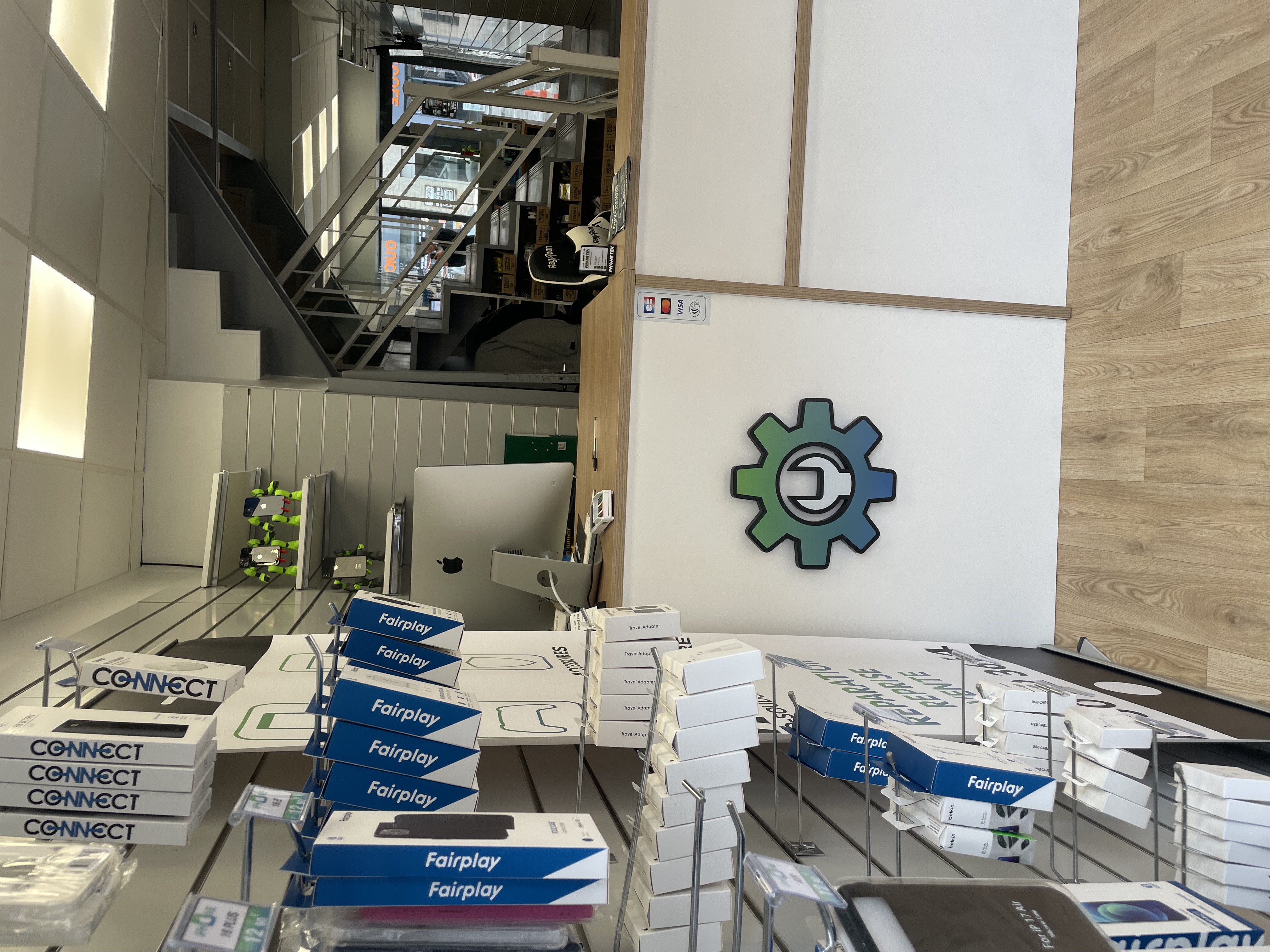 Atelier de réparation PhoneTek à Dinan
